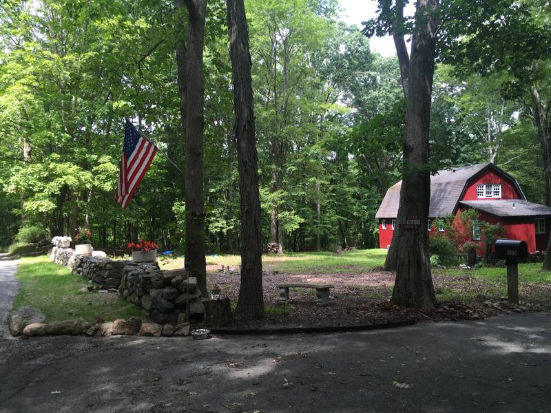 House for rent at 300 Chestnut Hill Rd, Ridgefield, CT 06877