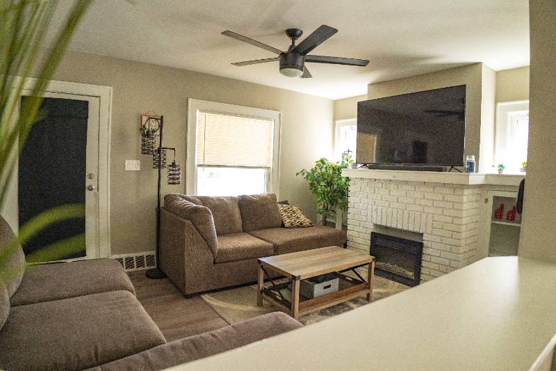 Apartment for rent at 1278 W 106th St #1, Cleveland, OH 44102