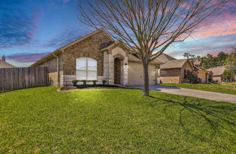 House for rent at 18115 Van Berkel Lane, Houston, TX 77044
