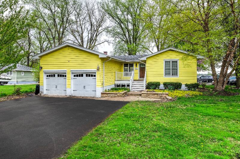 House for rent at 514 Park Ave, Fox Lake, IL 60020