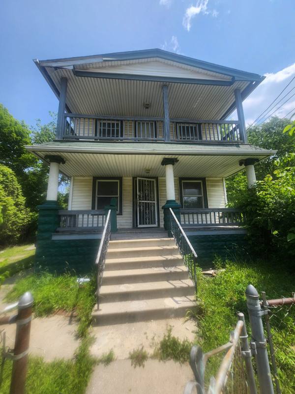 Apartment for rent at 9605 Wamelink Ave #UP, Cleveland, OH 44104