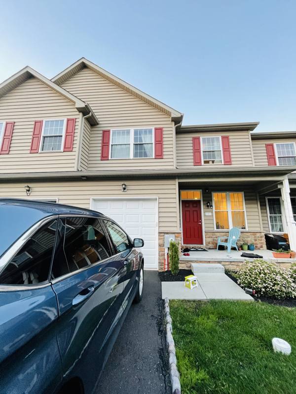 Townhouse for rent at 105 Nicoles Way, Morrisville, PA 19067