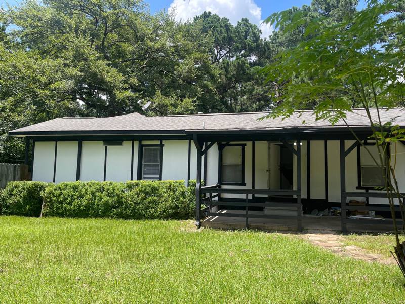 House for rent at 700 Hayman St, Huntsville, TX 77340