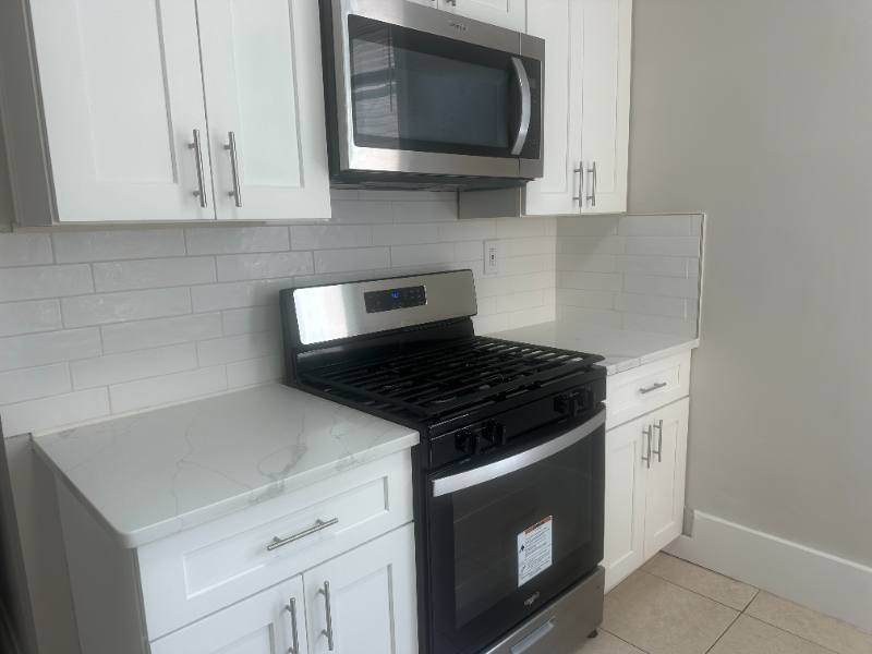 Apartment for rent at 264-268 Palisade Ave #3C, Jersey City, NJ 07306