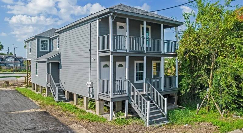 Apartment for rent at 4824 Thalia St, New Orleans, LA 70125