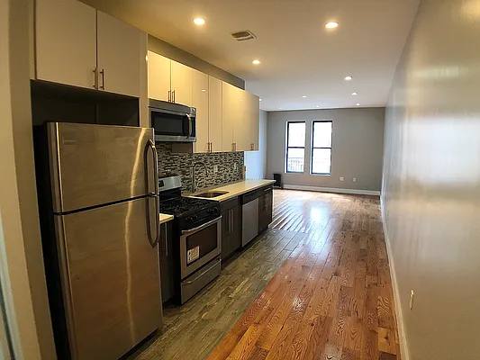 Apartment for rent at 4240 Broadway #5, New York, NY 10033