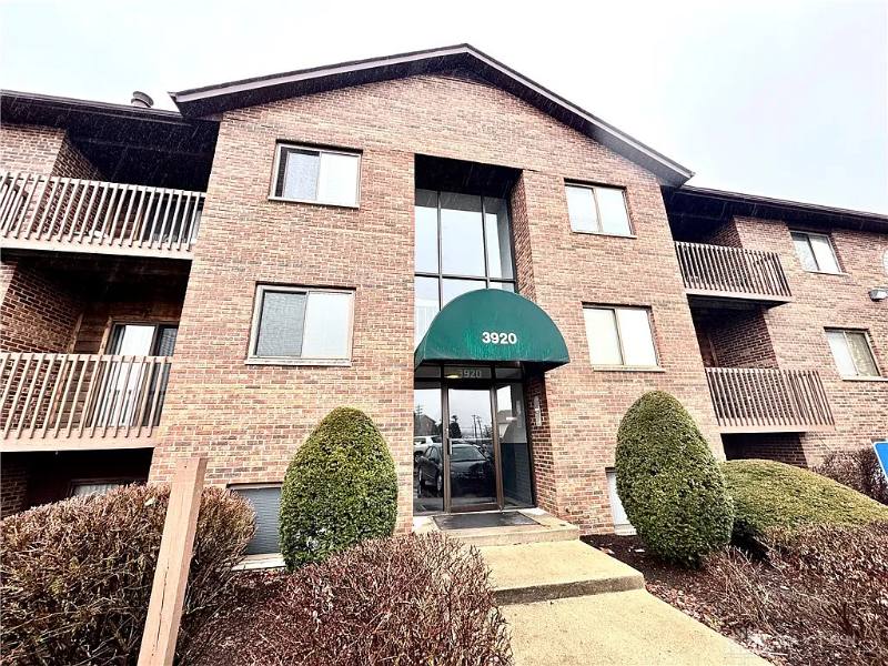 Condo for rent at 3920 Mack Rd #111, Fairfield, OH 45014