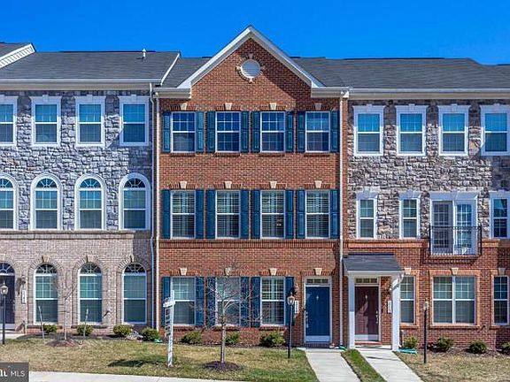 Townhouse for rent at 1711 Taymount Terrace NE, Leesburg, VA 20176