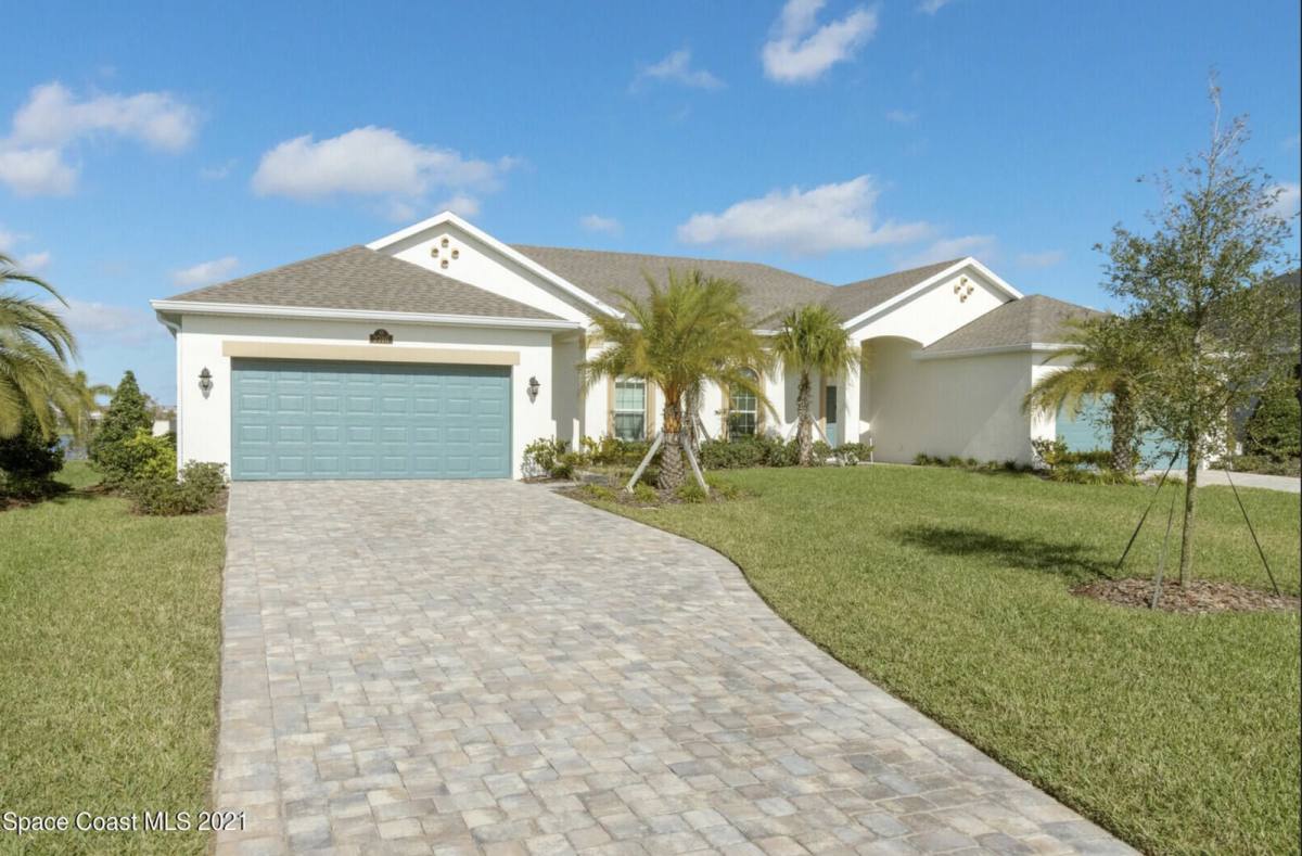 House for rent at 2746 Spur Dr, Melbourne, FL 32940