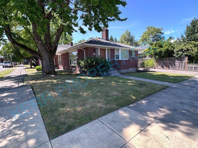 Apartment for rent at 5005 NE 32nd Ave, Portland, OR 97211