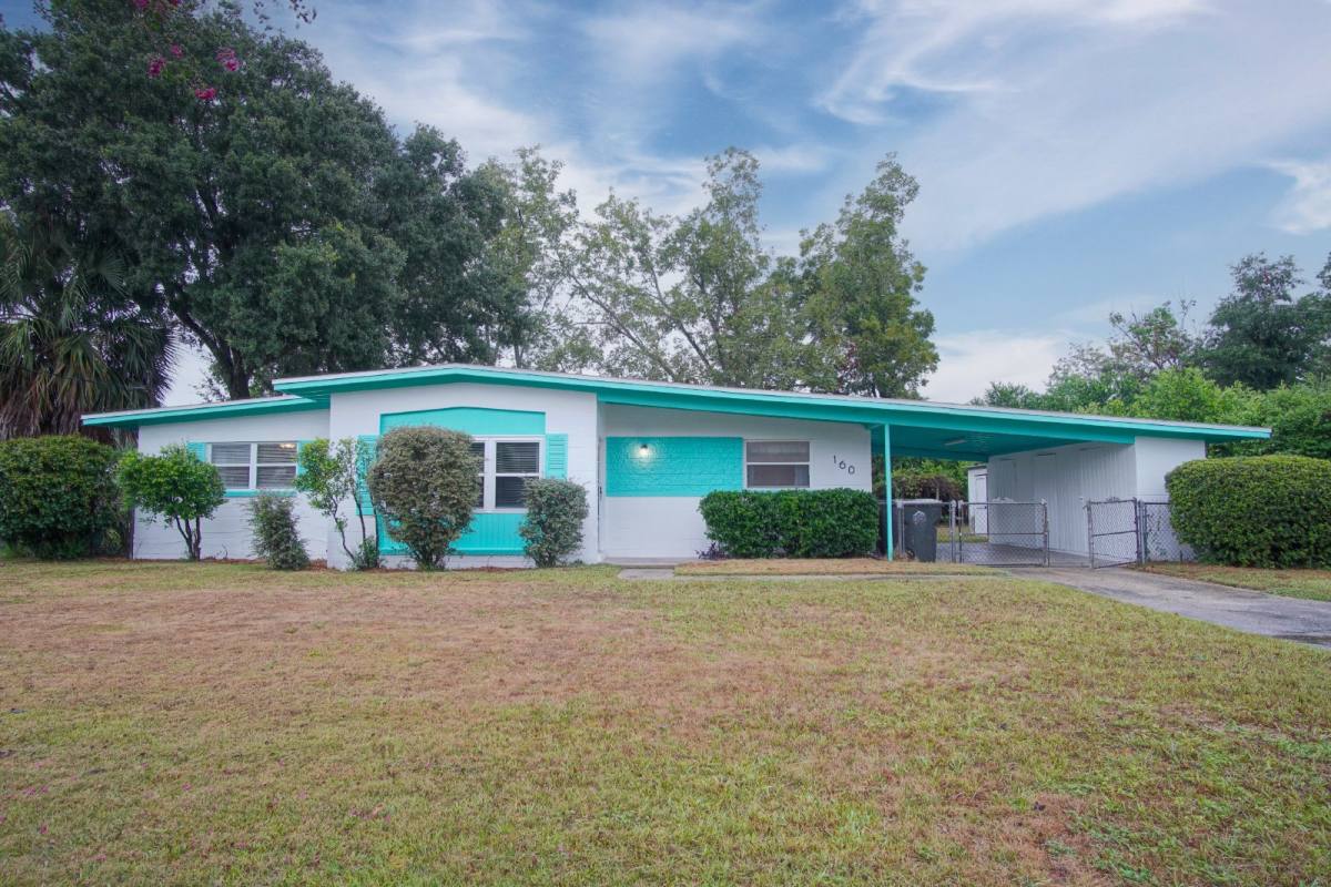 House for rent at 160 Vassar Dr, Pensacola, FL 32506