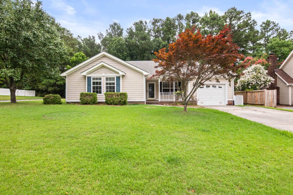 House for rent at 224 Audubon Dr, Jacksonville, NC 28546