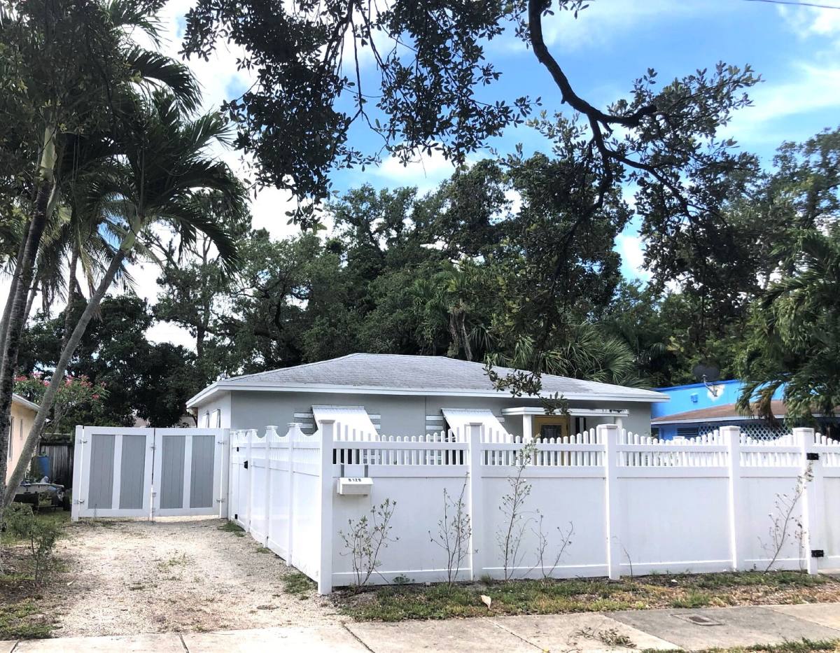 Townhouse for rent at 812 SW 16th Court, Fort Lauderdale, FL 33315