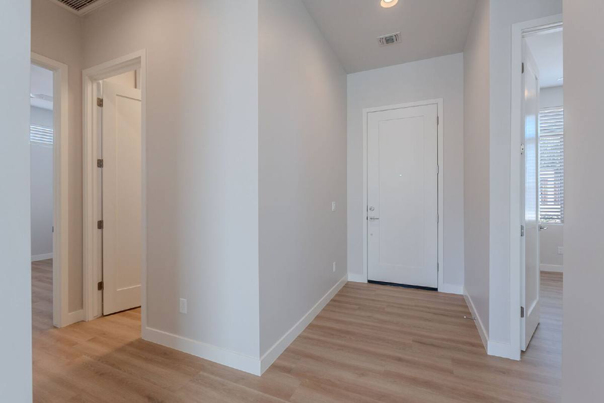 Apartment for rent at 6041 E Valley Way Bldg #3, Cave Creek, AZ 85331