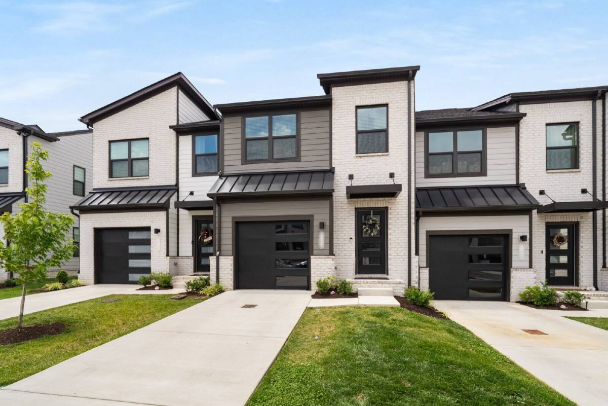 Townhouse for rent at 1121 Riverbrook Dr, Gallatin, TN 37066