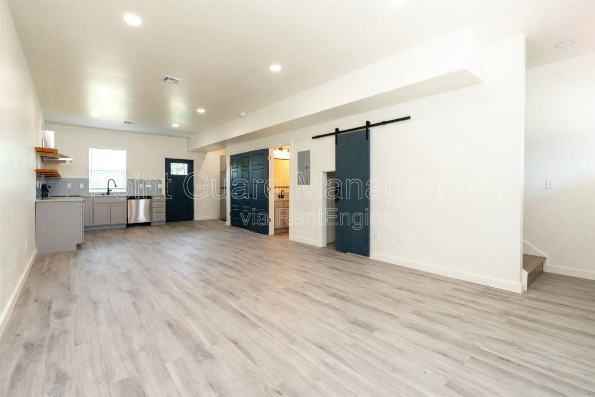 Apartment for rent at 2829 N Oliver Ave #200, Wichita, KS 67220