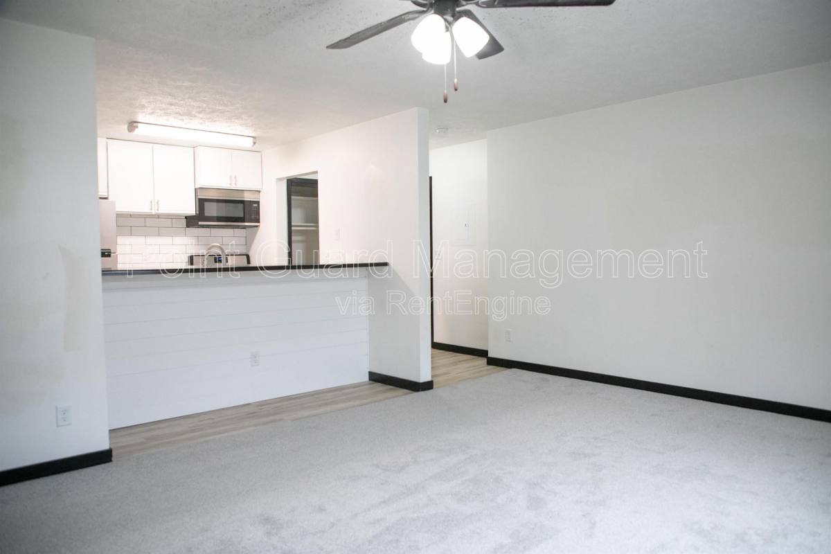 Apartment for rent at 7112 Jones Circle #1, Omaha, NE 68106