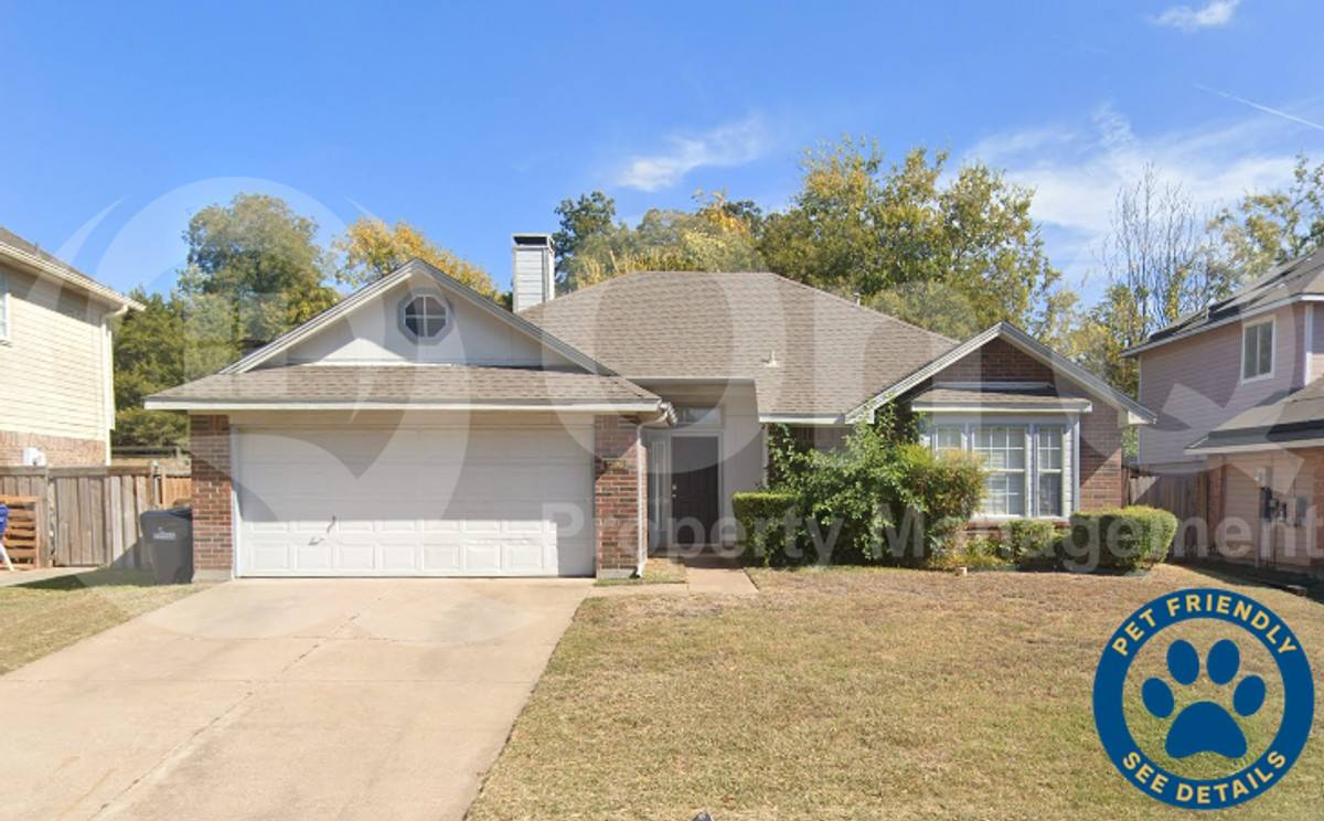 House for rent at 1206 Hyde Park Dr, McKinney, TX 75069