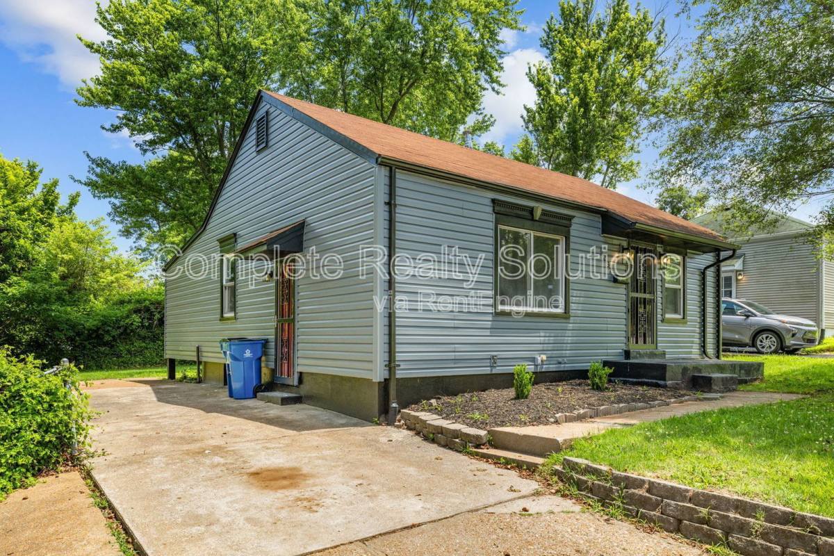 House for rent at 6232 Witsell Ave, Saint Louis, MO 63134
