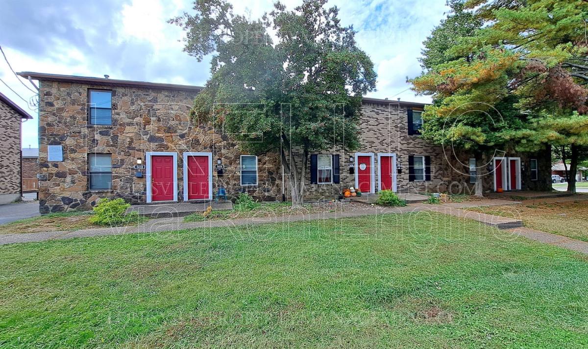 Townhouse for rent at 3400 Clingstone Way, Louisville, KY 40220