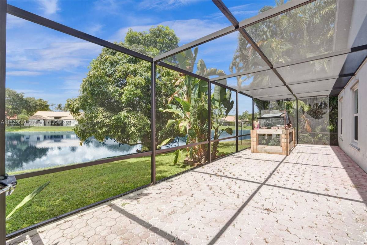House for rent at 8820 Woodside Court, Fort Lauderdale, FL 33328