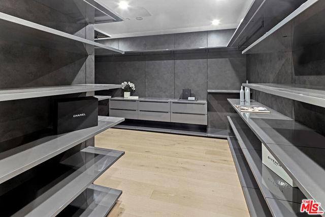 House for rent at 11961 Dorothy St #2, Los Angeles, CA 90049