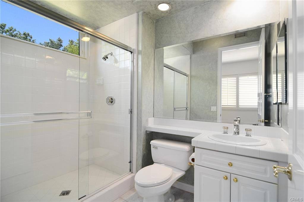 House for rent at 25339 Prado De Los Arboles, Calabasas, CA 91302