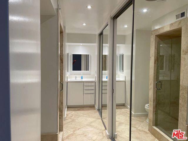 House for rent at 9297 Burton Way #1, Beverly Hills, CA 90210