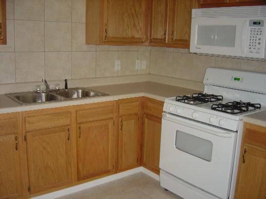 Apartment for rent at 1047 Smith Dr #5, Raymond, MS 39154