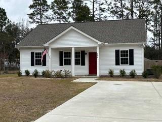 House for rent at 294 Elm Rd, Southport, NC 28461