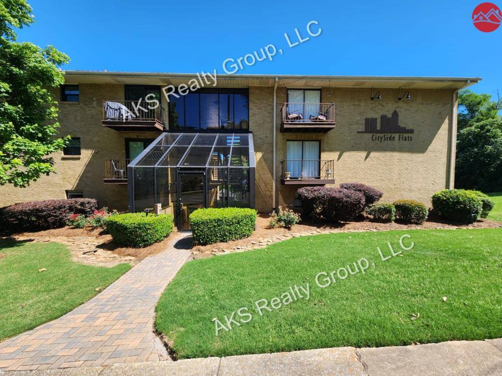 Condo for rent at 2136 16th Ave S #1A, Birmingham, AL 35205