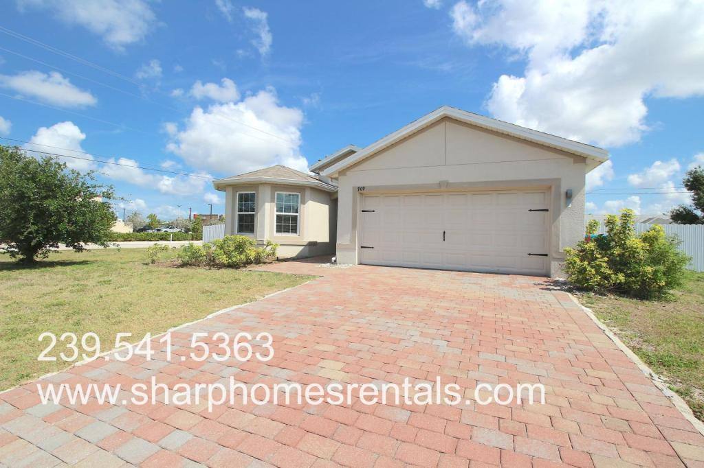 House for rent at 709 SW 25th Lane, Cape Coral, FL 33914