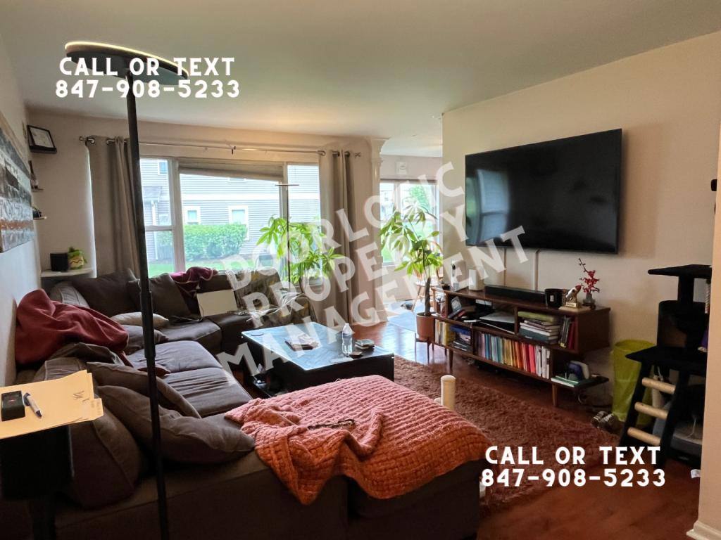 Condo for rent at 408 Woodview Circle #B, Elgin, IL 60120