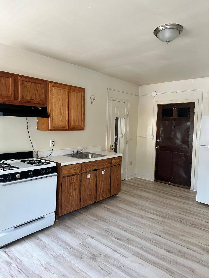 Apartment for rent at 235 Washington St #2, Newburgh, NY 12550