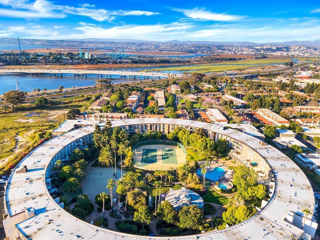 Condo for rent at 3050 Rue Dorleans #RUE, San Diego, CA 92110