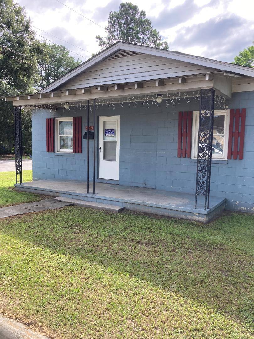 House for rent at 208 Wainwright Ave, Wilson, NC 27893