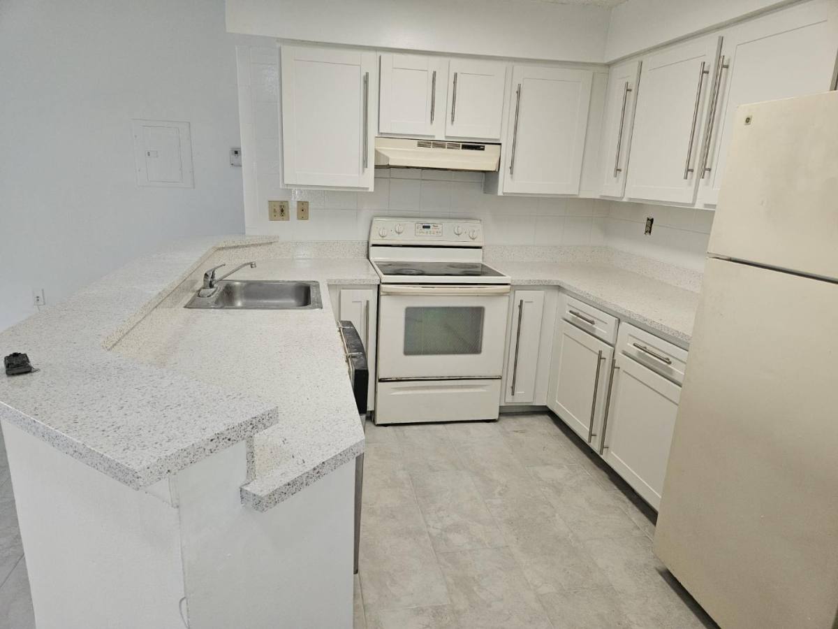 Apartment for rent at 2445 SW 18th Terrace #1003, Fort Lauderdale, FL 33315
