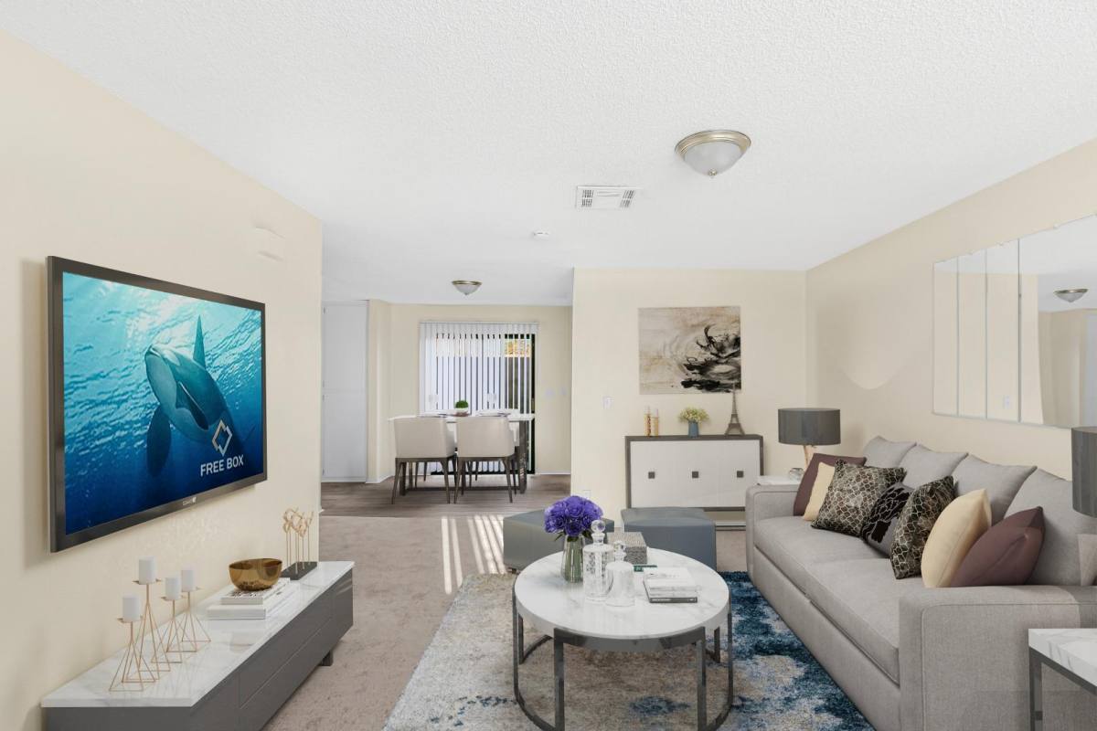Townhouse for rent at 1341 E Ave R #8, Palmdale, CA 93550