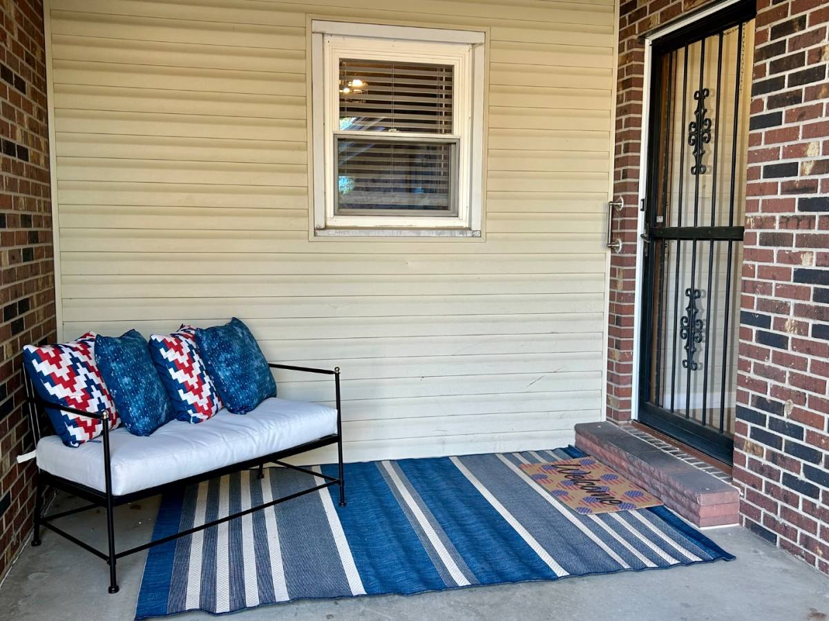House for rent at 833 Stanford Dr, Sikeston, MO 63801
