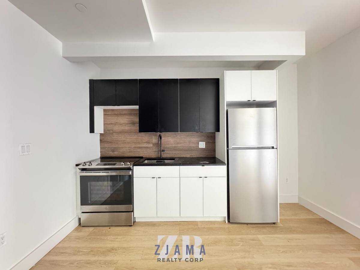 Apartment for rent at 1629 Brooklyn Ave #2D, Brooklyn, NY 11210