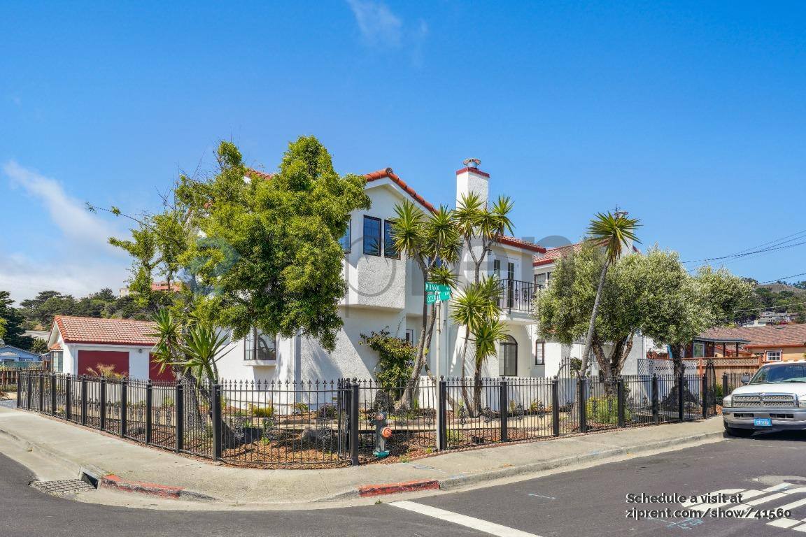 Townhouse for rent at 225 Moana Place #C, Pacifica, CA 94044