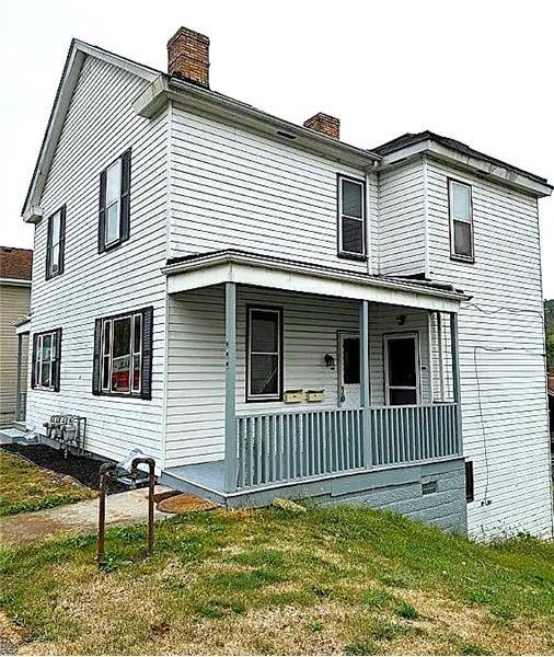 Apartment for rent at 214 Jacquette St, Bridgeport, OH 43912