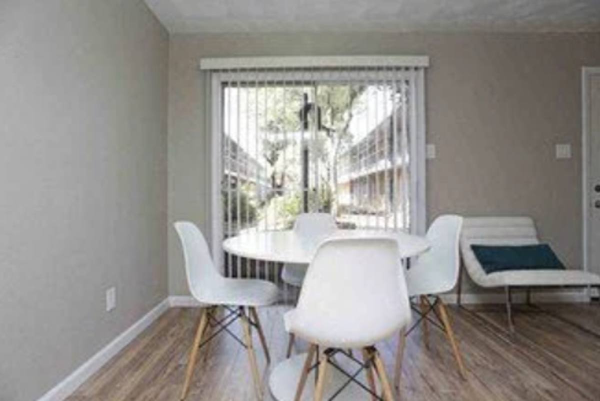 Apartment for rent at 1239 Hartsdale Dr, Dallas, TX 75211
