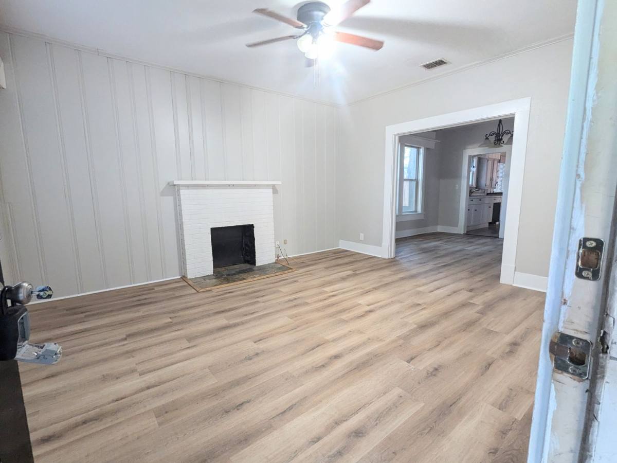 House for rent at 1916 Laurel St, Texarkana, AR 71854