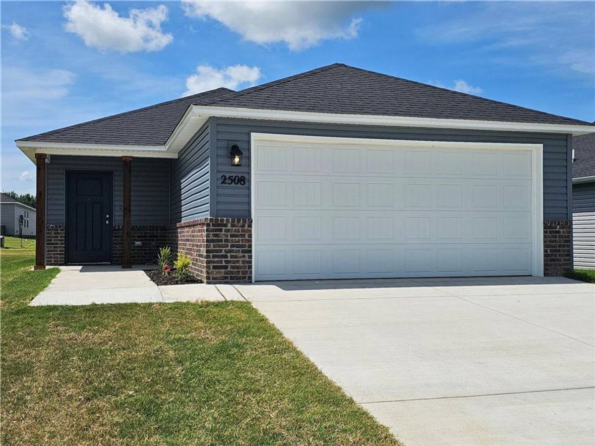House for rent at 2508 E Jan St, Siloam Springs, AR 72761