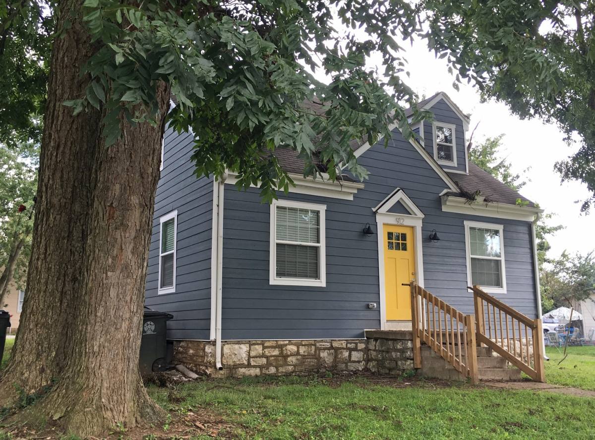 Apartment for rent at 912 N Limestone St, Lexington, KY 40505