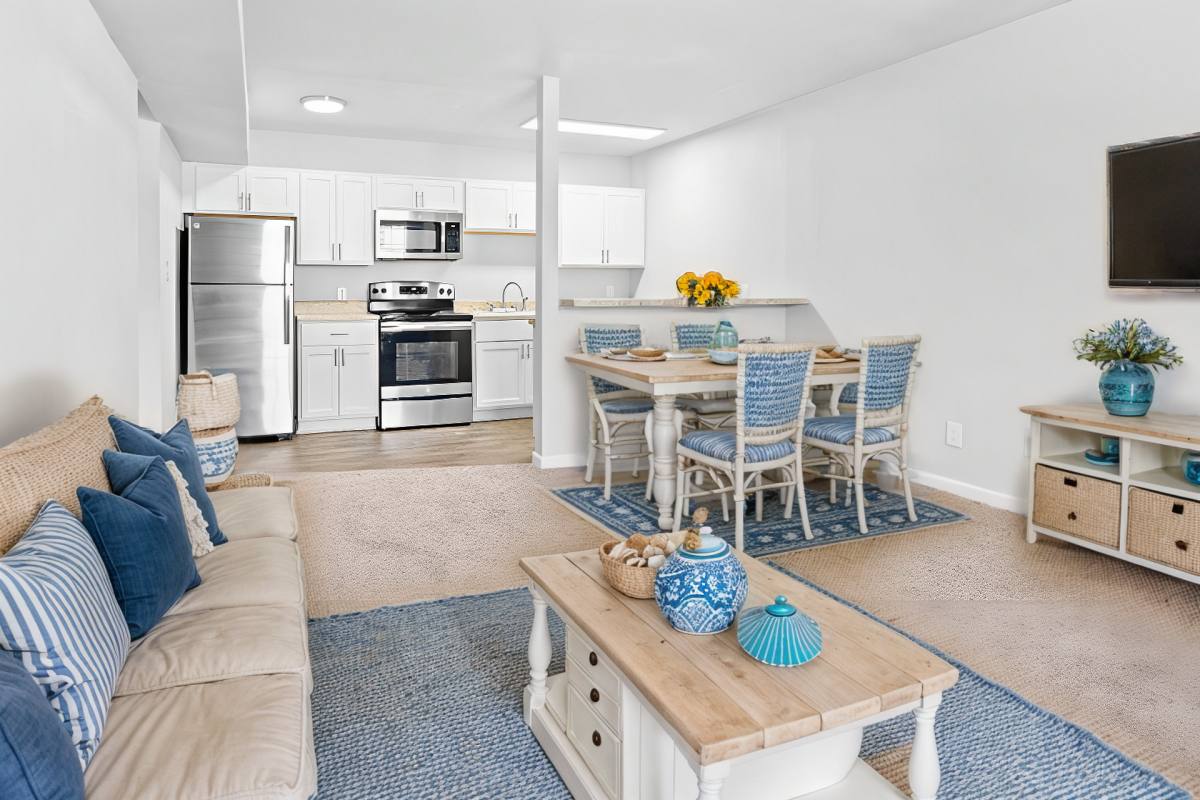 Apartment for rent at 1568 N King St, Hampton, VA 23669