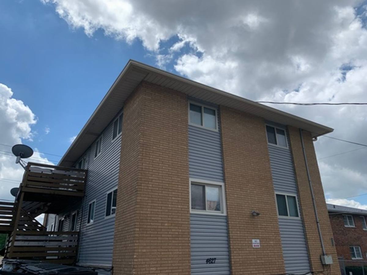 Apartment for rent at 4627 12th Ave, Moline, IL 61265