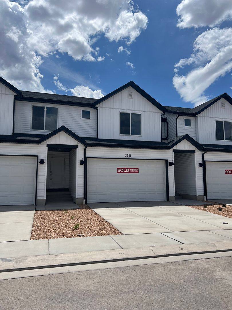 Townhouse for rent at 2981 W Graham Loop, Cedar City, UT 84720