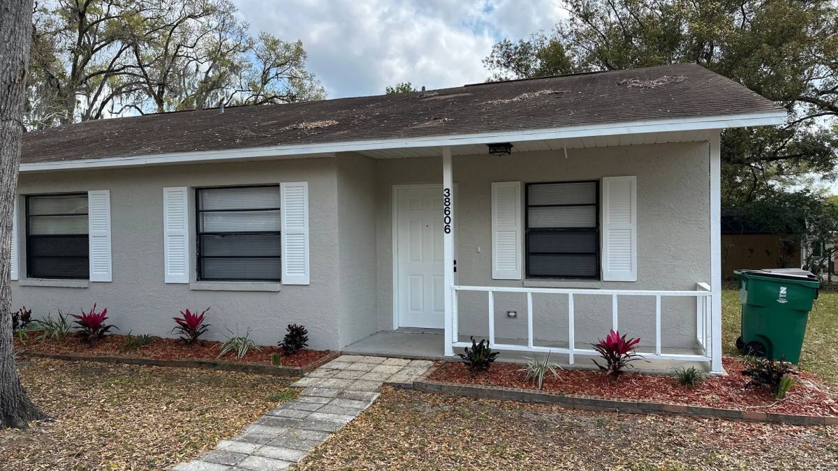 Apartment for rent at 38606-38608 2nd Ave, Zephyrhills, FL 33542